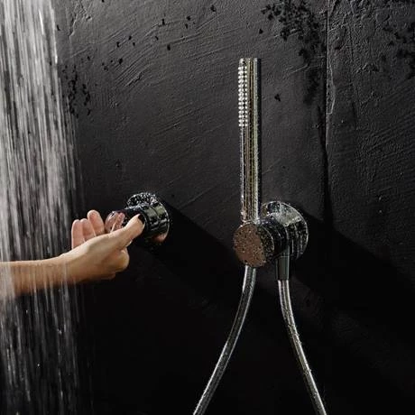 Keuco Ixmo Round Thermostatic Shower System with Head + Handset - Chrome 5 Keuco Ixmo Round Thermostatic Shower System with Head + Handset - Chrome - Image 3