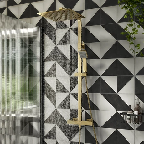 Arezzo Modern Square Thermostatic Shower (300 x 300mm Head - Brushed Brass) 3 Arezzo Modern Square Thermostatic Shower (300 x 300mm Head - Brushed Brass)